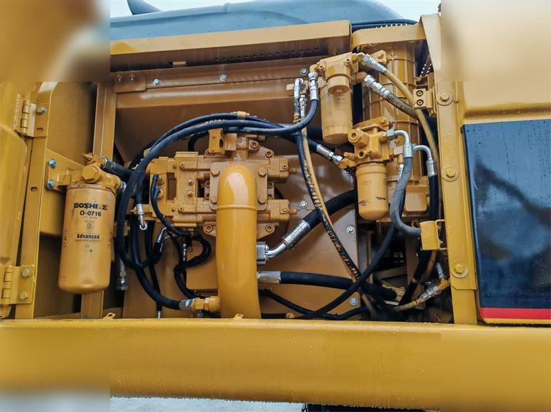 حفارات زحافة CATERPILLAR 330CL: صور 8 حفارات زحافة CATERPILLAR 330CL: صور 8