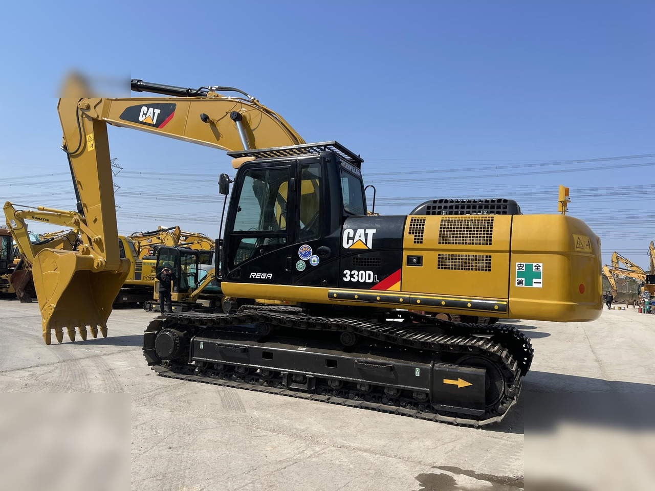 CATERPILLAR 330DL - حفارات زحافة: صور 1 CATERPILLAR 330DL - حفارات زحافة: صور 1