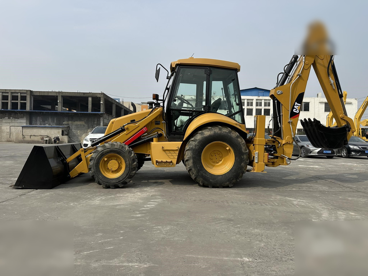 CATERPILLAR 420F - حفار متعدد الاستخدام: صور 1 CATERPILLAR 420F - حفار متعدد الاستخدام: صور 1
