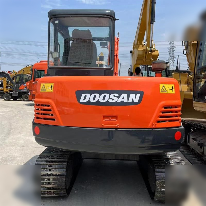 DOOSAN DH55-V - حفارة مصغرة: صور 5 DOOSAN DH55-V - حفارة مصغرة: صور 5
