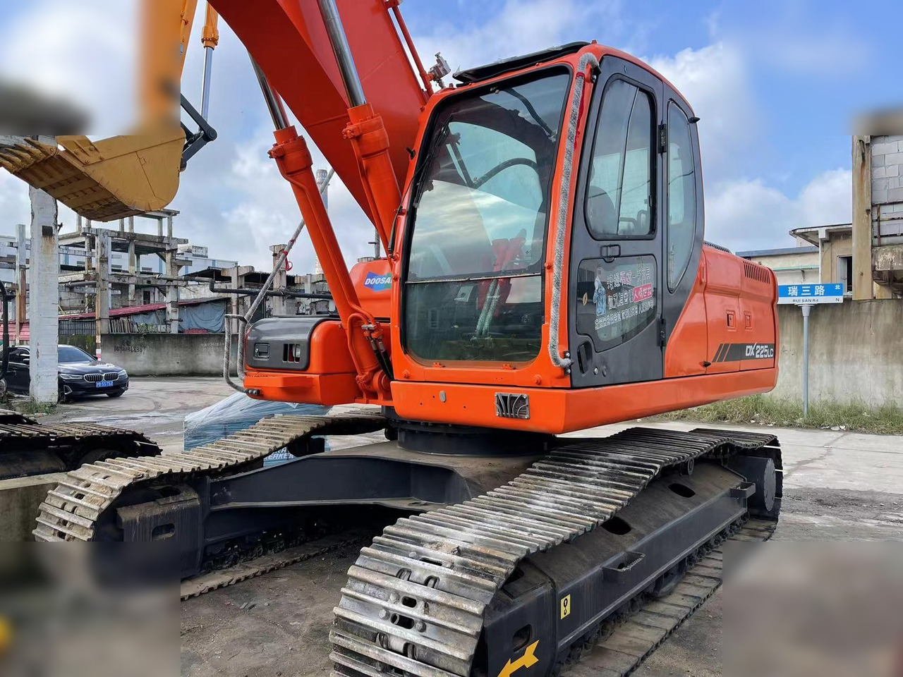 DOOSAN DX225 LCA - حفارات زحافة: صور 3 DOOSAN DX225 LCA - حفارات زحافة: صور 3
