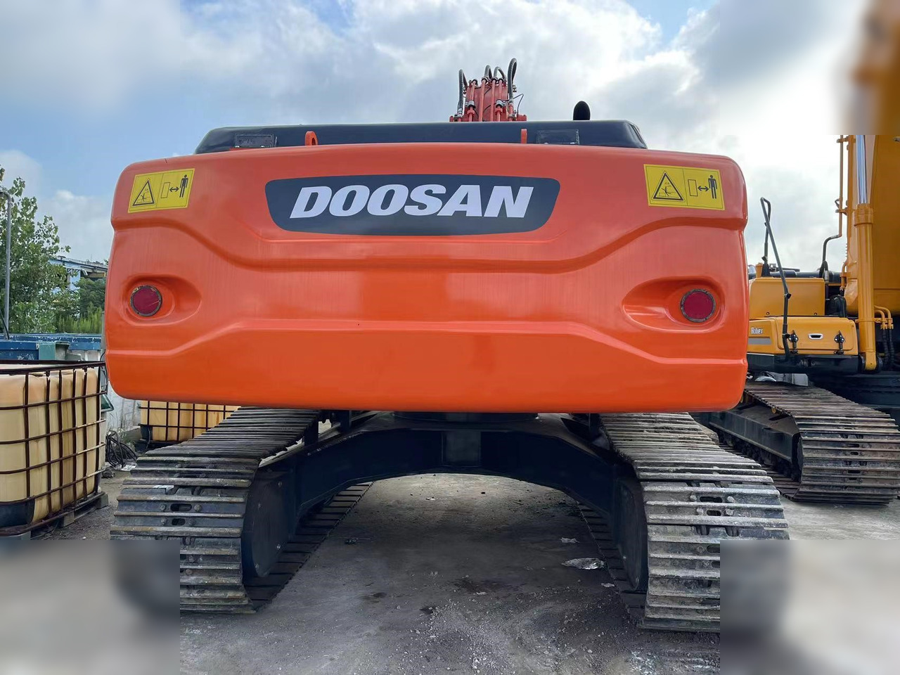 DOOSAN DX225 LCA - حفارات زحافة: صور 5 DOOSAN DX225 LCA - حفارات زحافة: صور 5