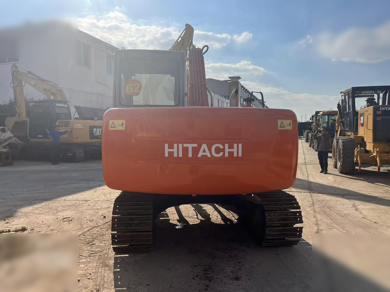 HITACHI EX60 - حفارات زحافة: صور 3 HITACHI EX60 - حفارات زحافة: صور 3