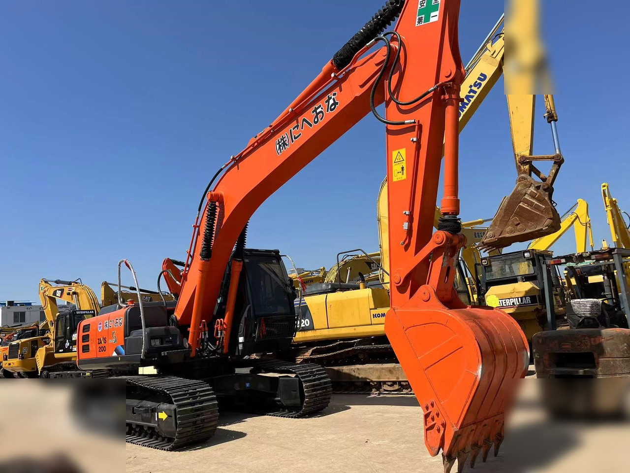 HITACHI ZX200-3G - حفارات زحافة: صور 3 HITACHI ZX200-3G - حفارات زحافة: صور 3