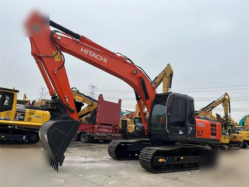 HITACHI ZX200-3 - حفارات زحافة: صور 3 HITACHI ZX200-3 - حفارات زحافة: صور 3