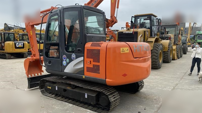 HITACHI ZX60 - حفارات زحافة: صور 3 HITACHI ZX60 - حفارات زحافة: صور 3
