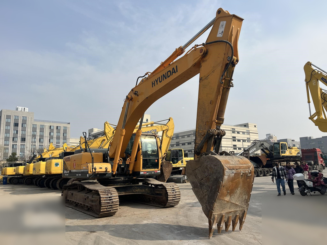 HYUNDAI ROBEX 305 LC-9T - حفارات زحافة: صور 2 HYUNDAI ROBEX 305 LC-9T - حفارات زحافة: صور 2