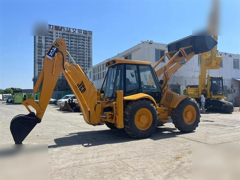 JCB 4CX - حفار متعدد الاستخدام: صور 1 JCB 4CX - حفار متعدد الاستخدام: صور 1