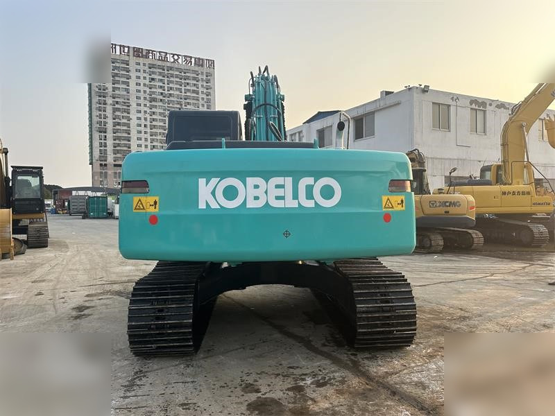 KOBELCO SK200-6E - حفارات زحافة: صور 3 KOBELCO SK200-6E - حفارات زحافة: صور 3