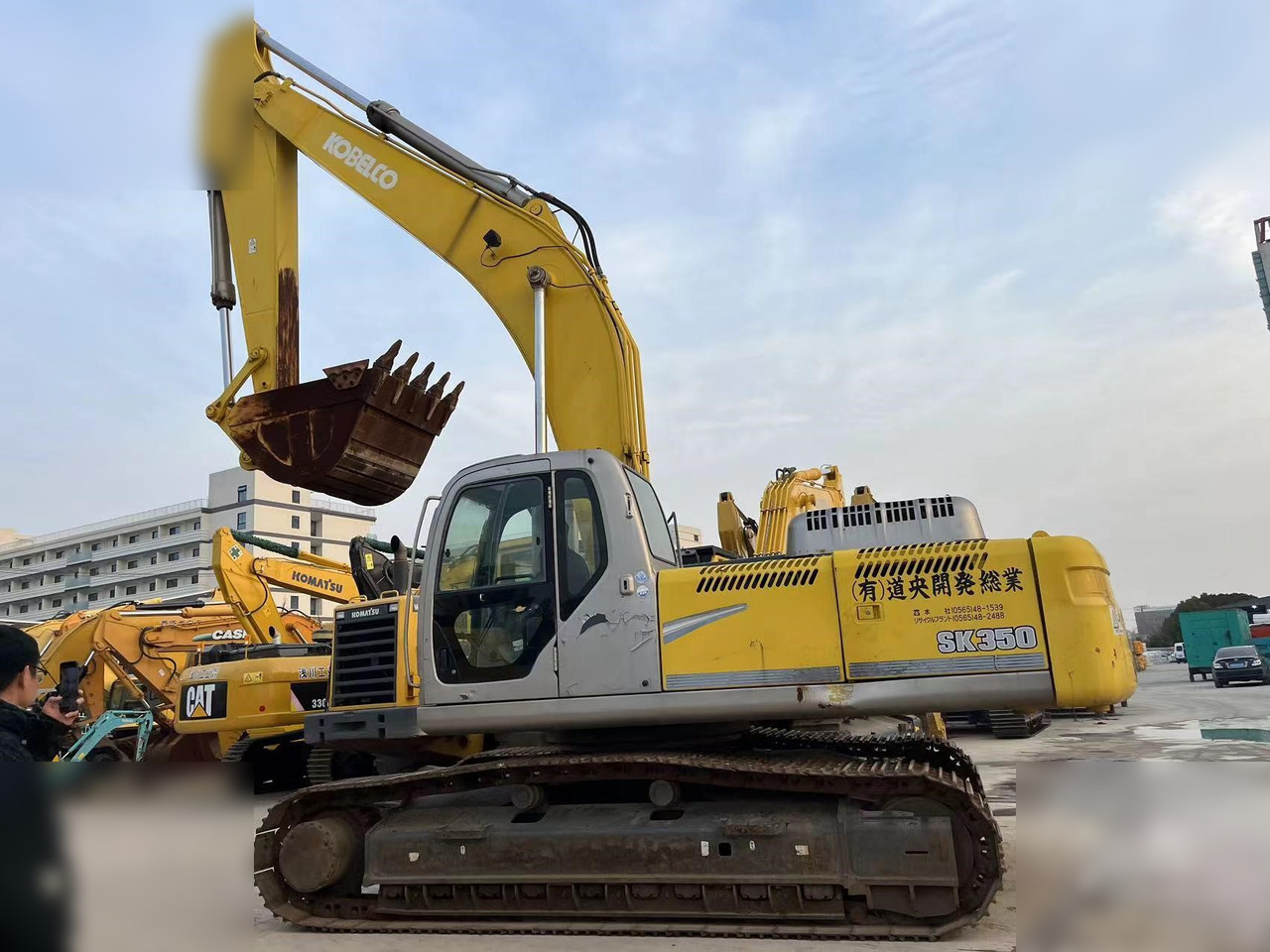 KOBELCO SK350 - حفارات زحافة: صور 2 KOBELCO SK350 - حفارات زحافة: صور 2