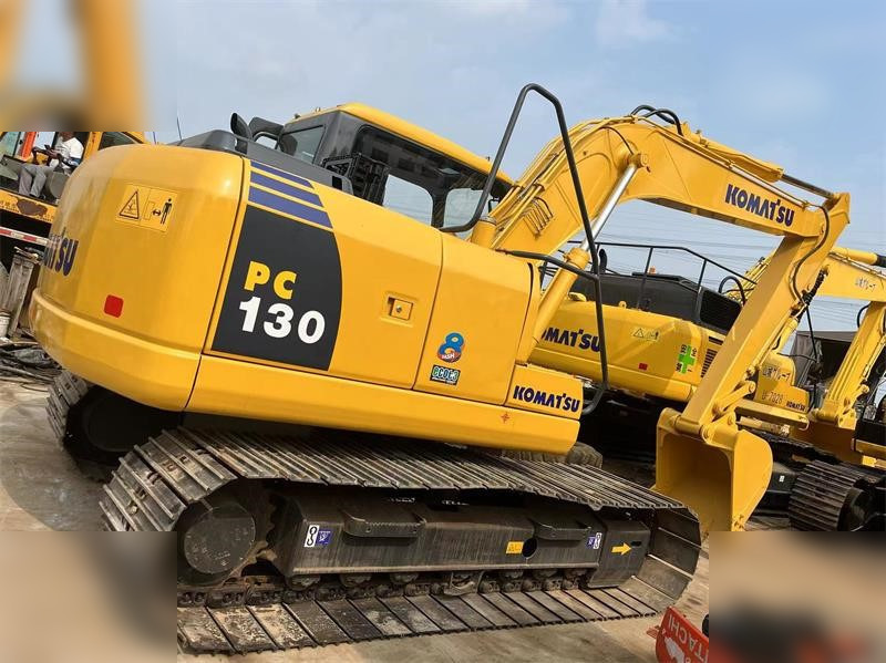 KOMATSU PC130-7 - حفارات زحافة: صور 2 KOMATSU PC130-7 - حفارات زحافة: صور 2