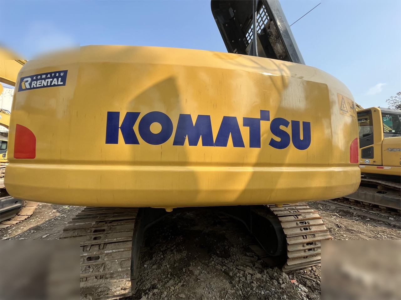 KOMATSU PC200-8 - حفارات زحافة: صور 2 KOMATSU PC200-8 - حفارات زحافة: صور 2