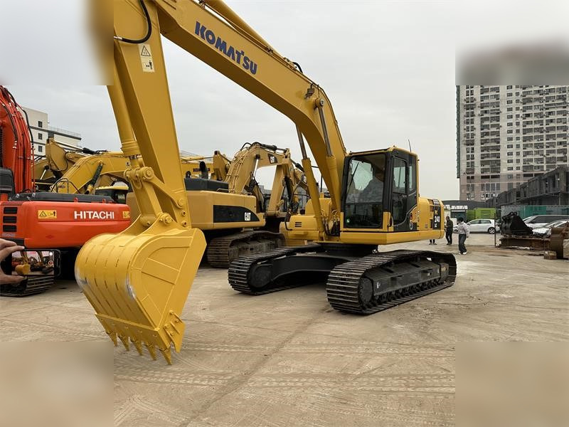 KOMATSU PC240 LC-8 - حفارات زحافة: صور 2 KOMATSU PC240 LC-8 - حفارات زحافة: صور 2