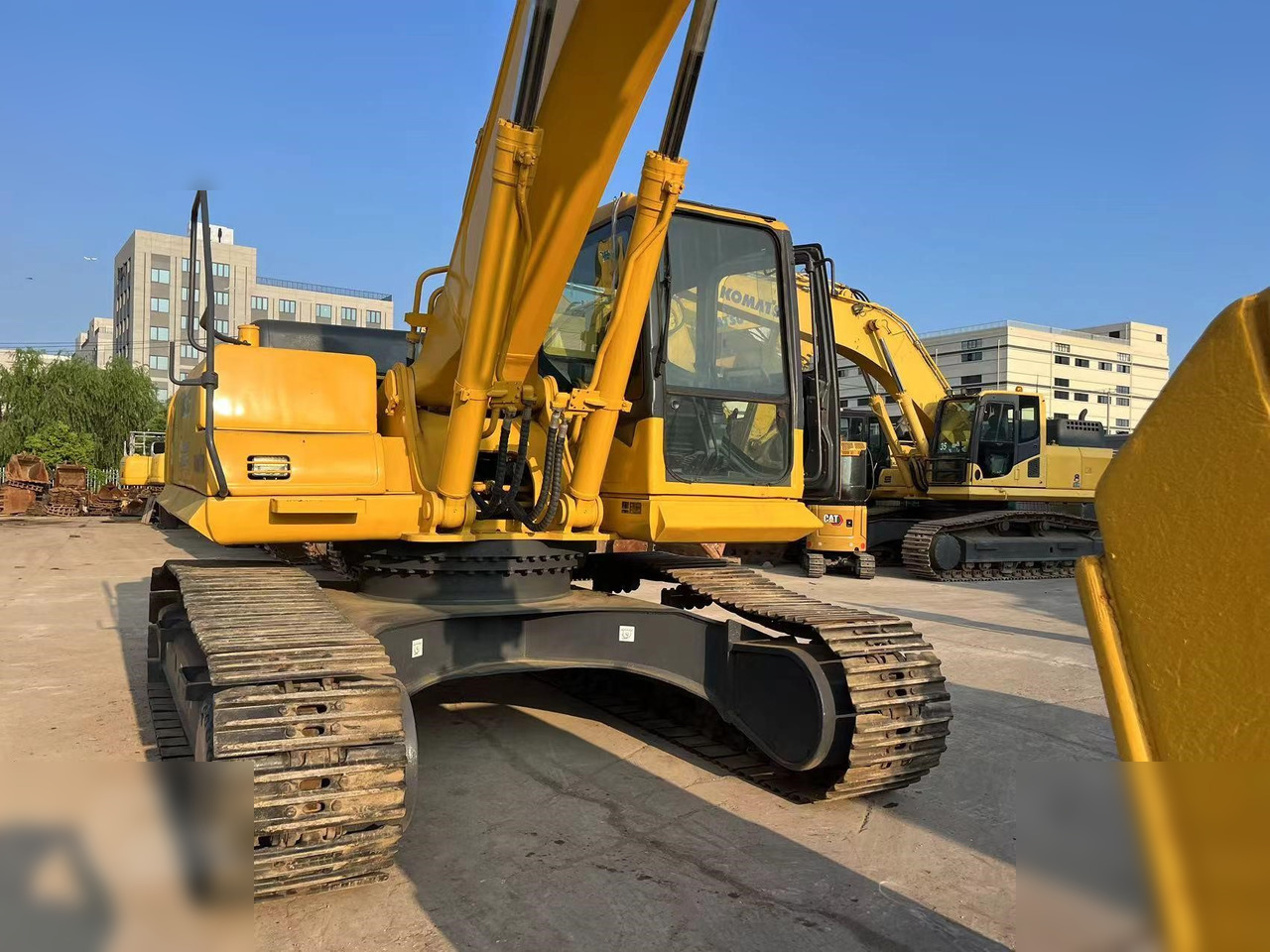KOMATSU PC350-7 - حفارات زحافة: صور 5 KOMATSU PC350-7 - حفارات زحافة: صور 5
