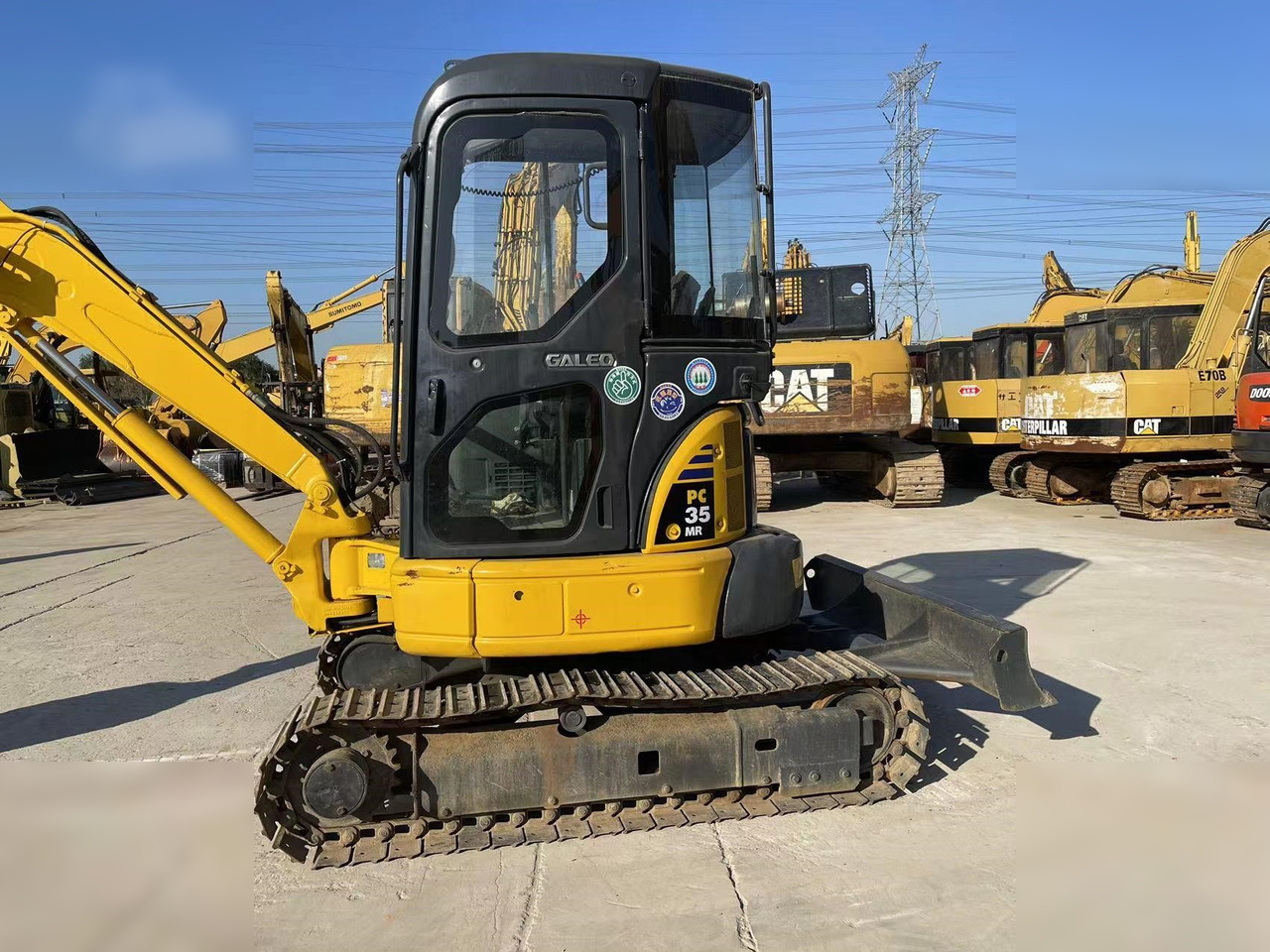 KOMATSU PC35MR-2 - حفارة مصغرة: صور 1 KOMATSU PC35MR-2 - حفارة مصغرة: صور 1