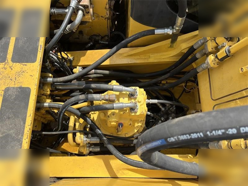 حفارات زحافة KOMATSU PC400-8: صور 8 حفارات زحافة KOMATSU PC400-8: صور 8