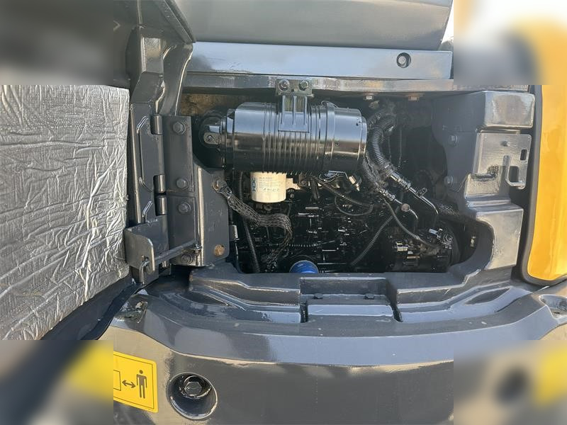 KOMATSU PC55MR-3 - حفارة مصغرة: صور 5 KOMATSU PC55MR-3 - حفارة مصغرة: صور 5