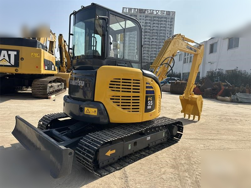 KOMATSU PC55MR-3 - حفارة مصغرة: صور 4 KOMATSU PC55MR-3 - حفارة مصغرة: صور 4