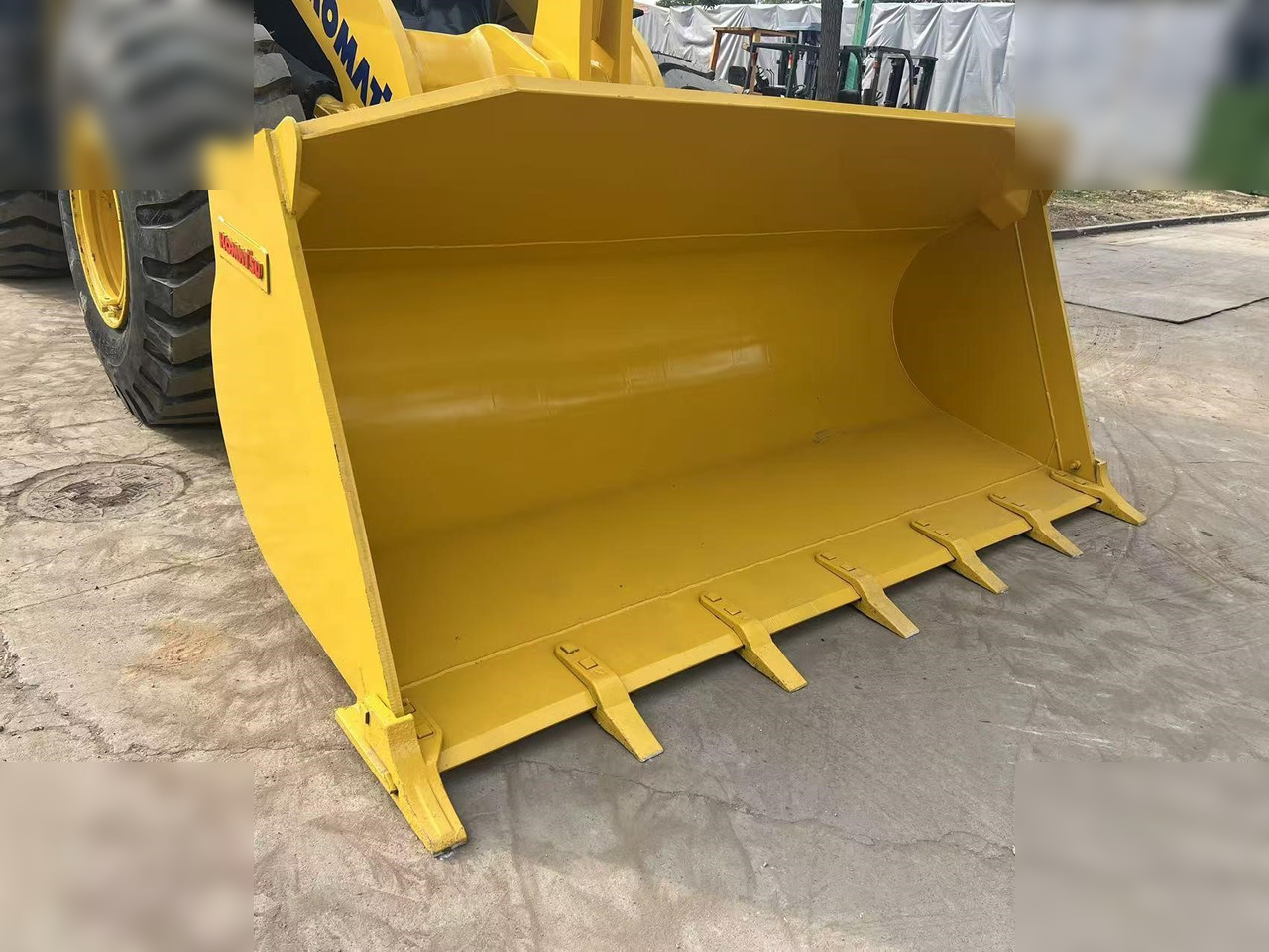KOMATSU WA380-6 - اللودر بعجل: صور 5 KOMATSU WA380-6 - اللودر بعجل: صور 5