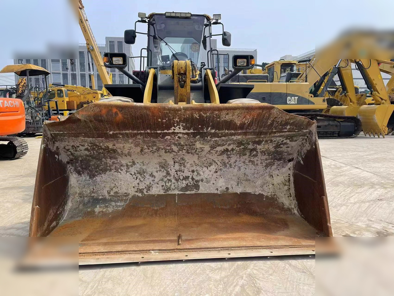 KOMATSU WA380Z-6 - اللودر بعجل: صور 4 KOMATSU WA380Z-6 - اللودر بعجل: صور 4