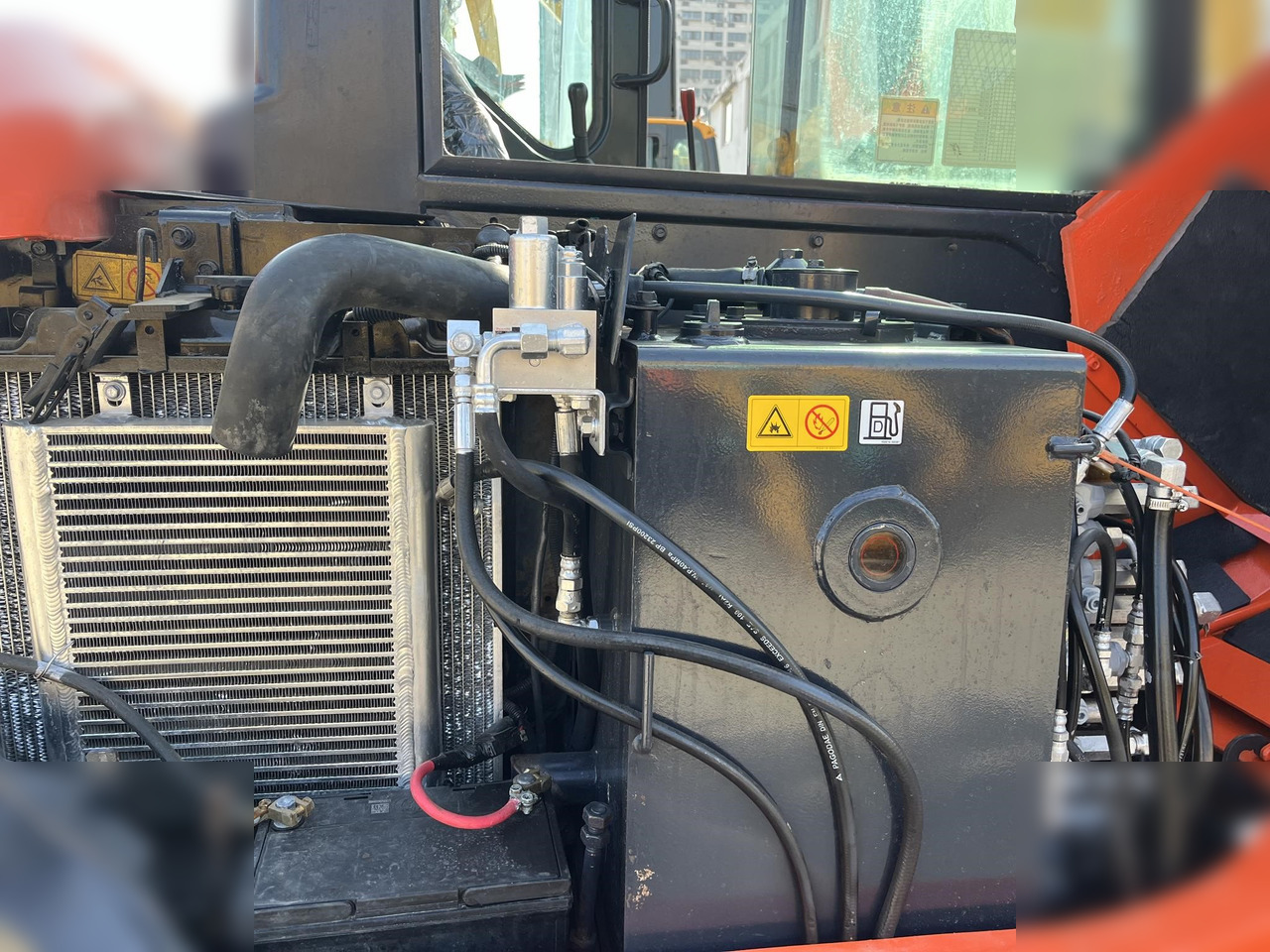 KUBOTA KX155-3SZ - حفارة مصغرة: صور 5 KUBOTA KX155-3SZ - حفارة مصغرة: صور 5