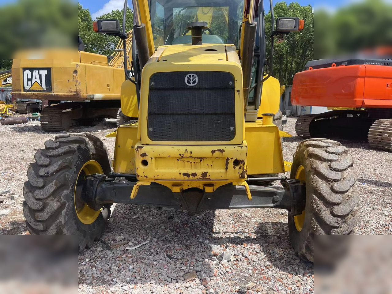 NEW HOLLAND LB95B-4PT - حفار متعدد الاستخدام: صور 4 NEW HOLLAND LB95B-4PT - حفار متعدد الاستخدام: صور 4