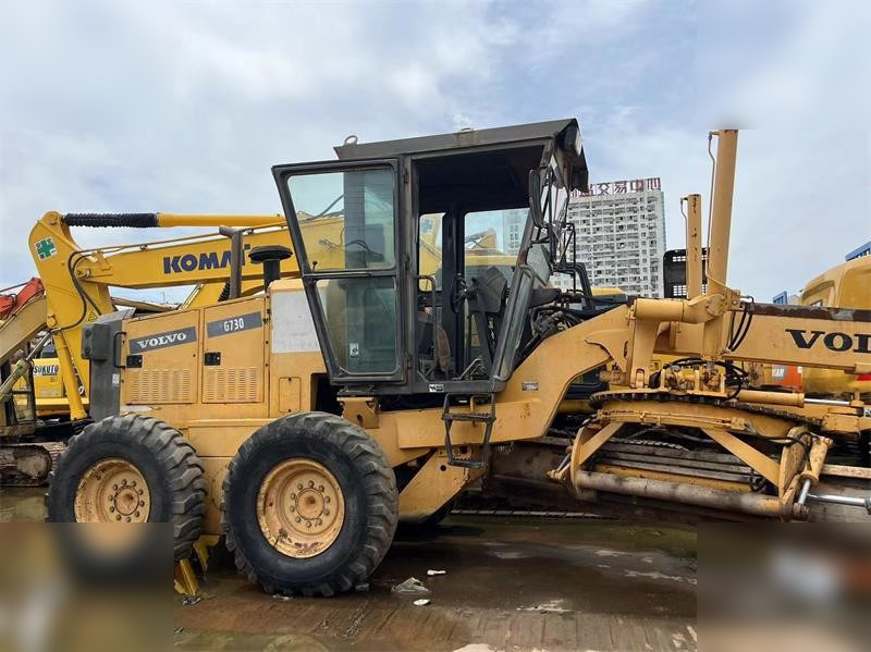 VOLVO G730 VHP - آلة تسوية الأرض: صور 2 VOLVO G730 VHP - آلة تسوية الأرض: صور 2