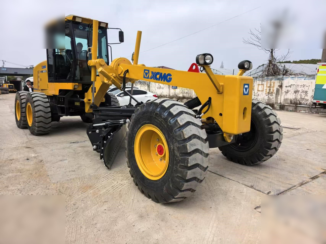 XCMG GR2153 - آلة تسوية الأرض: صور 2 XCMG GR2153 - آلة تسوية الأرض: صور 2