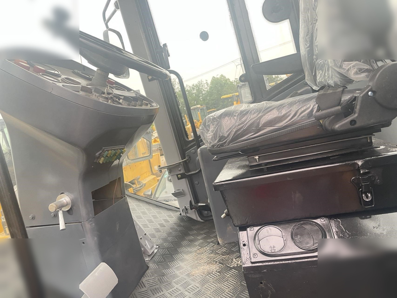 XCMG XS223J - مدحلة: صور 5 XCMG XS223J - مدحلة: صور 5