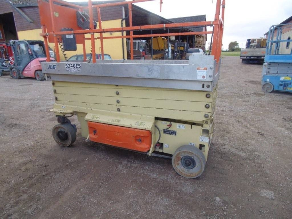JLG 3245 ES - رافعات مقصية: صور 1 JLG 3245 ES - رافعات مقصية: صور 1