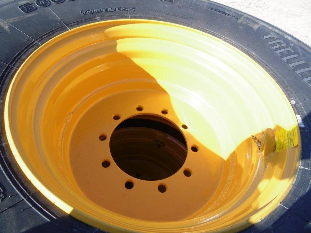 Trelleborg Twin 600-55-26,5  - الإطارات - آلات البناء: صور 1 Trelleborg Twin 600-55-26,5  - الإطارات - آلات البناء: صور 1