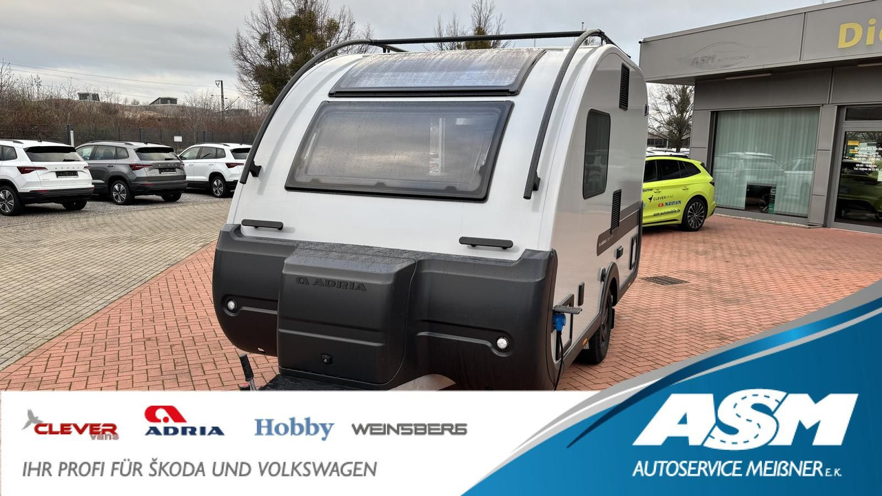 Adria Action 391 LH Sports*FUßBODEN-TEMP*SCHWENK-TISCH - كرفان سحب: صور 1 Adria Action 391 LH Sports*FUßBODEN-TEMP*SCHWENK-TISCH - كرفان سحب: صور 1