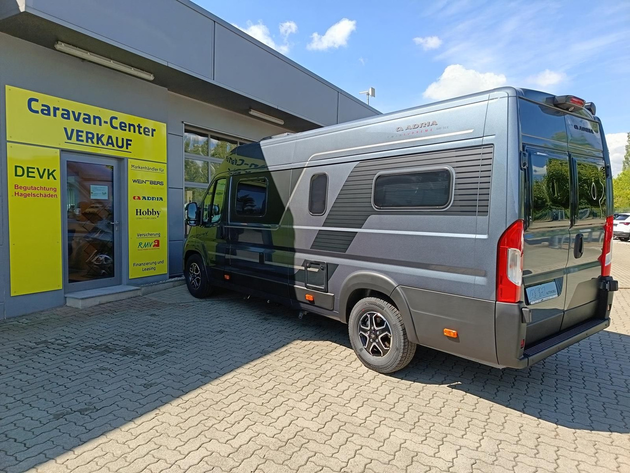 Adria Twin Edition 640 SGX Maxi 132kW*138L KÜHLSCHRANK - كرفان فان: صور 5 Adria Twin Edition 640 SGX Maxi 132kW*138L KÜHLSCHRANK - كرفان فان: صور 5