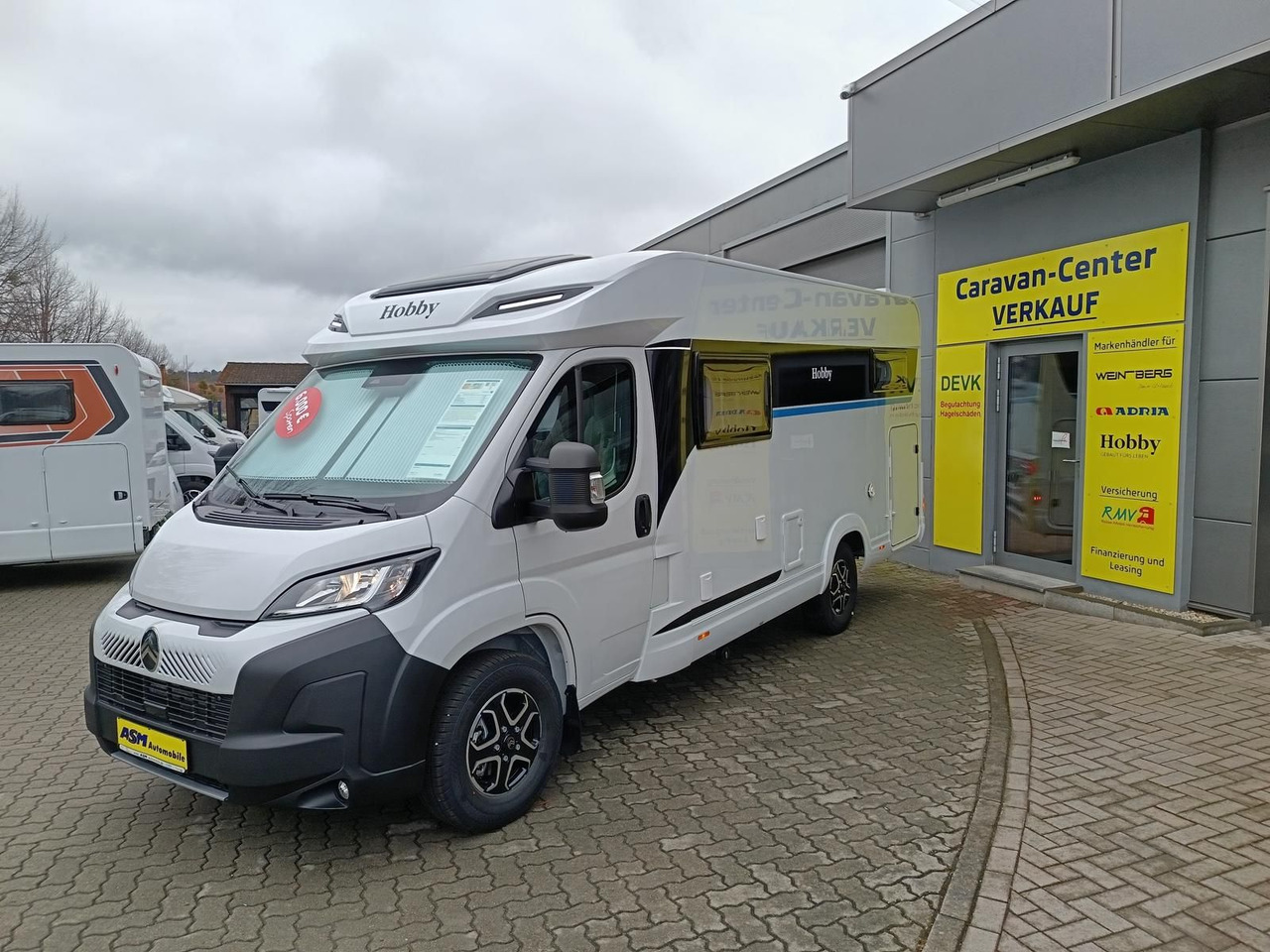 Hobby Ontour C680 GE*AUTOMATIK*LITHIUM*MARKISE*SOFORT* - موتر هوم شبه متكامل: صور 4 Hobby Ontour C680 GE*AUTOMATIK*LITHIUM*MARKISE*SOFORT* - موتر هوم شبه متكامل: صور 4