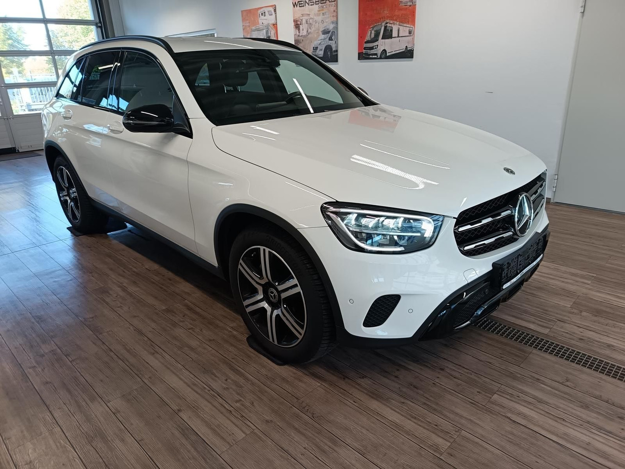 Mercedes-Benz GLC 220d AMG Line 4MATIC*AHK*NAVI*LED*R-KAM*DAB* - سيارة دفع رباعي: صور 3 Mercedes-Benz GLC 220d AMG Line 4MATIC*AHK*NAVI*LED*R-KAM*DAB* - سيارة دفع رباعي: صور 3