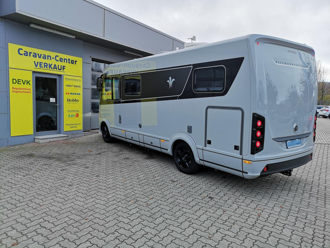Niesmann + Bischoff iSmove 6.9 E 132 kW+AHK+SOLAR+ALDE+KLIMA+NAVI - موتر هوم متكامل: صور 5 Niesmann + Bischoff iSmove 6.9 E 132 kW+AHK+SOLAR+ALDE+KLIMA+NAVI - موتر هوم متكامل: صور 5