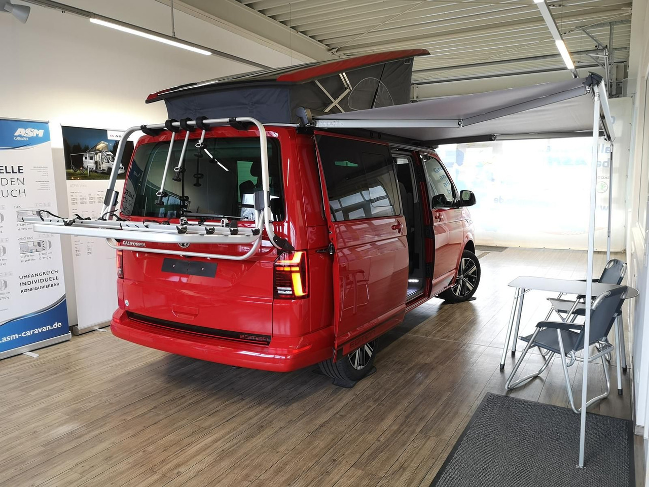 Volkswagen T6.1 California Coast DSG*SONDERZINSAKTION 3,99% - ميكروباص: صور 5 Volkswagen T6.1 California Coast DSG*SONDERZINSAKTION 3,99% - ميكروباص: صور 5