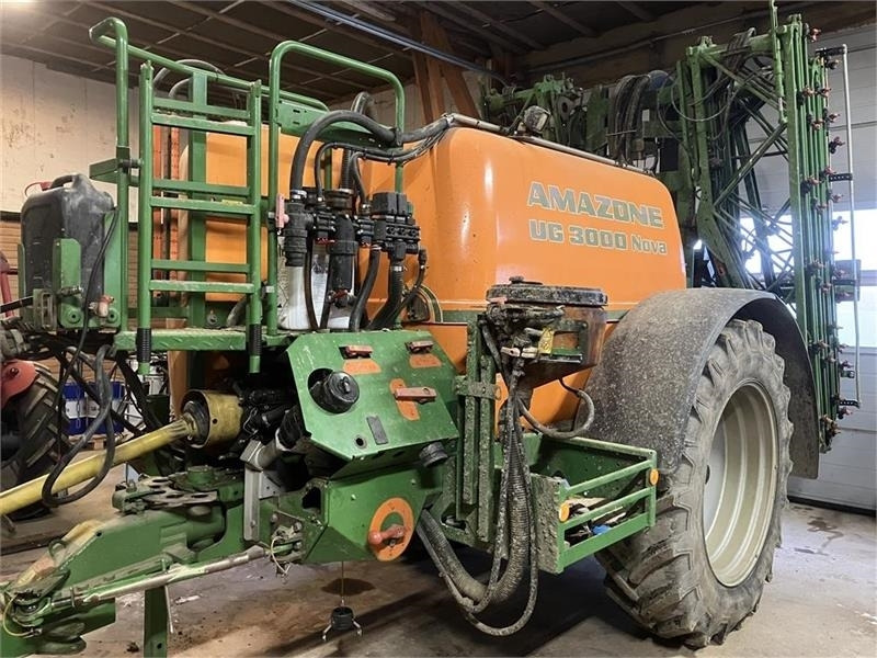 Amazone UG 3000 Nova 28m - آلة الرش المقطورة: صور 1 Amazone UG 3000 Nova 28m - آلة الرش المقطورة: صور 1