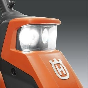 Husqvarna R 216T AWD inkl. 103 cm klippebord - جزازة المروج: صور 5 Husqvarna R 216T AWD inkl. 103 cm klippebord - جزازة المروج: صور 5