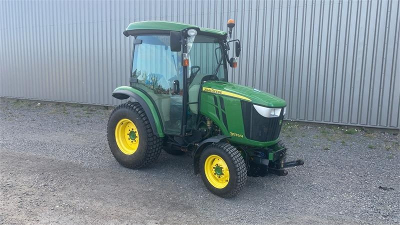 John Deere 3033 R - جرارات البلدية: صور 2 John Deere 3033 R - جرارات البلدية: صور 2