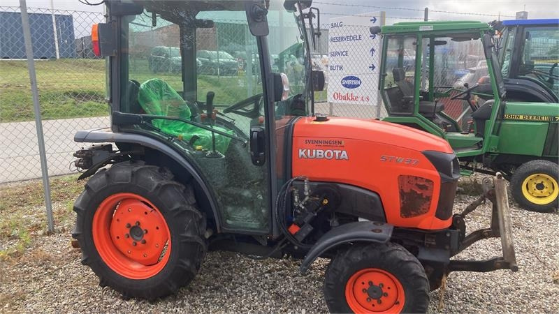 Kubota STW37 Kun 1145 timer - جرارات البلدية: صور 1 Kubota STW37 Kun 1145 timer - جرارات البلدية: صور 1