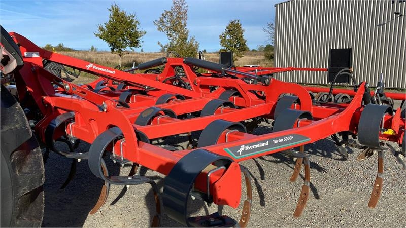 Kverneland TURBO 5000 Foldbar - الأمشاط الزراعية: صور 2 Kverneland TURBO 5000 Foldbar - الأمشاط الزراعية: صور 2