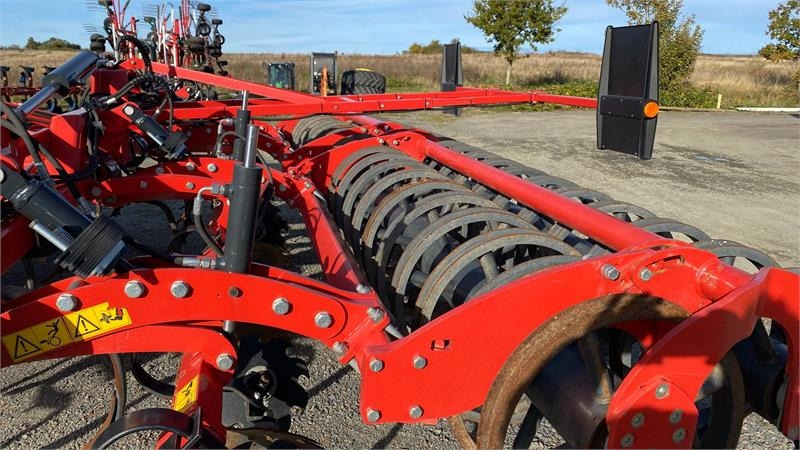 Kverneland TURBO 5000 Foldbar - الأمشاط الزراعية: صور 4 Kverneland TURBO 5000 Foldbar - الأمشاط الزراعية: صور 4