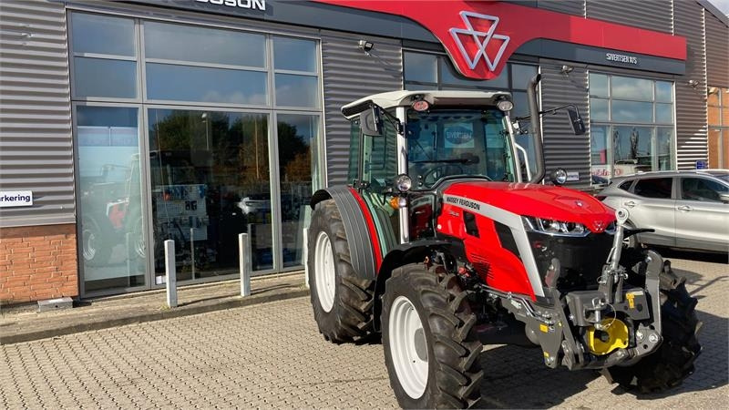 Massey Ferguson 3AL.95 Frontlift og PTO - جرار: صور 3 Massey Ferguson 3AL.95 Frontlift og PTO - جرار: صور 3