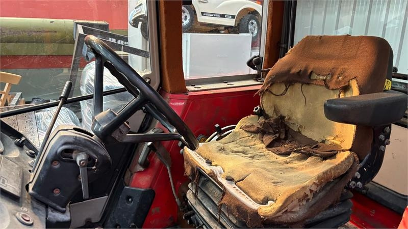 Massey Ferguson 699 - جرار: صور 5 Massey Ferguson 699 - جرار: صور 5