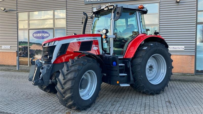 Massey Ferguson 6S.165 Dyna 6 Exclusive - جرار: صور 1 Massey Ferguson 6S.165 Dyna 6 Exclusive - جرار: صور 1