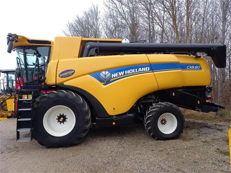 New Holland CX8.80 SLH med 25 fods Varifeed - حصادة شاملة: صور 5 New Holland CX8.80 SLH med 25 fods Varifeed - حصادة شاملة: صور 5