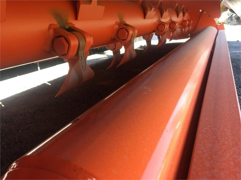 Perfect ZW-240 - جزازة المروج: صور 3 Perfect ZW-240 - جزازة المروج: صور 3