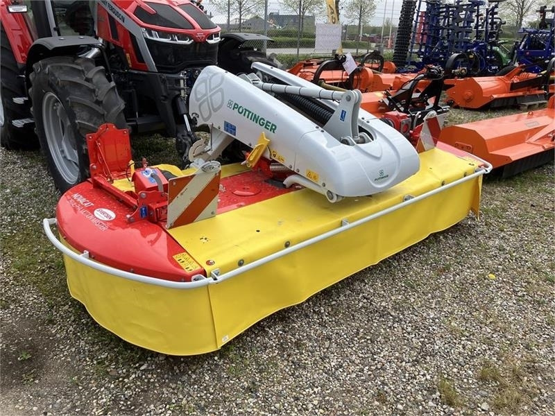 Pöttinger Novadisc 732 + Novacat 261 Alpha Motion Master - آلة حصاد: صور 1 Pöttinger Novadisc 732 + Novacat 261 Alpha Motion Master - آلة حصاد: صور 1