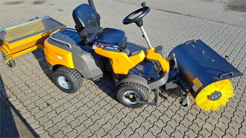 Stiga Park Pro 900 AWX Stiga Park Pro 900 AWX - الآلات والماكينات الزراعية: صور 3 Stiga Park Pro 900 AWX Stiga Park Pro 900 AWX - الآلات والماكينات الزراعية: صور 3